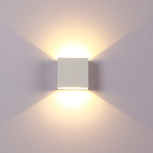 Nordic Style Wave Wall Light